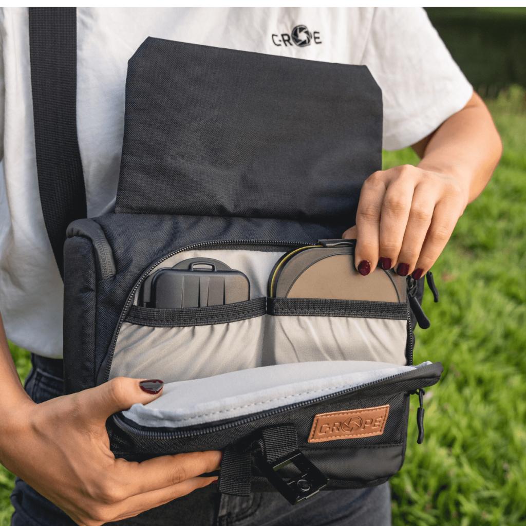 Unsere Kameratasche mit 6 Taschen bietet ausreichend Platz für Zubehör wie Filter und Elektor Organizer.